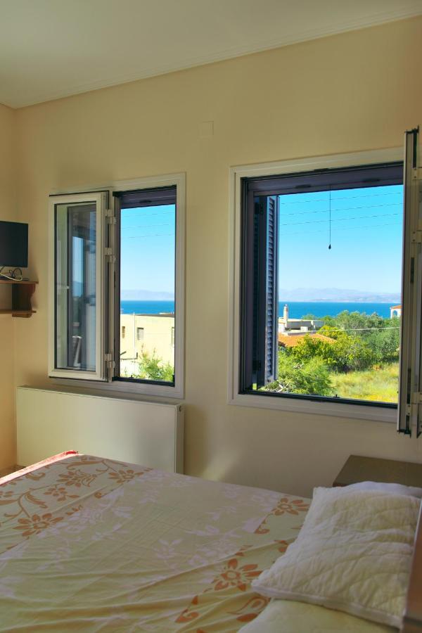 Aegina Georgia'S Houseヴィラ エクステリア 写真